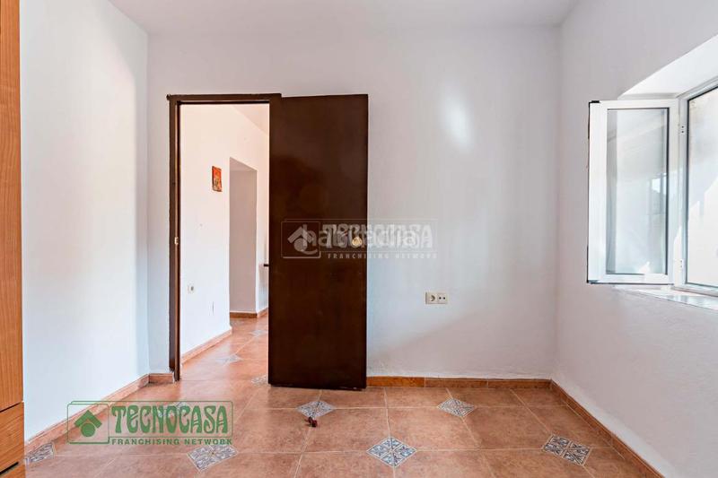 Foto b7a29b23-6a9a-4cee-8b03-4ea58f1d1175. Casa  en venta en Álora