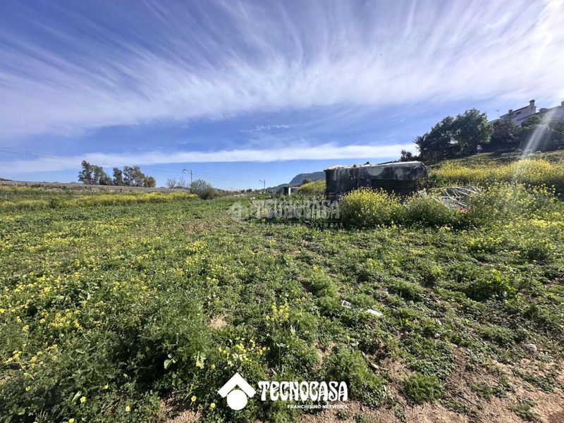 Foto b308e511-bc30-4806-af48-132b135336ba. Finca rústica a Álora