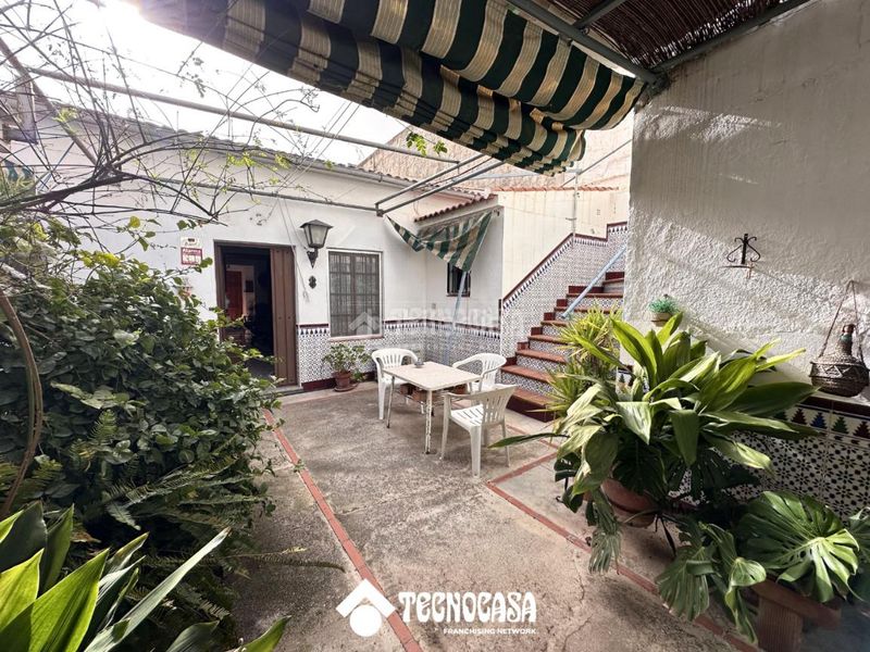Foto 736081f2-f3e1-4745-a144-305f6f2a1561. Casa a Álora