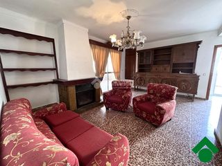 Casa aparellada a Pizarra. Casa en venta en pizarra