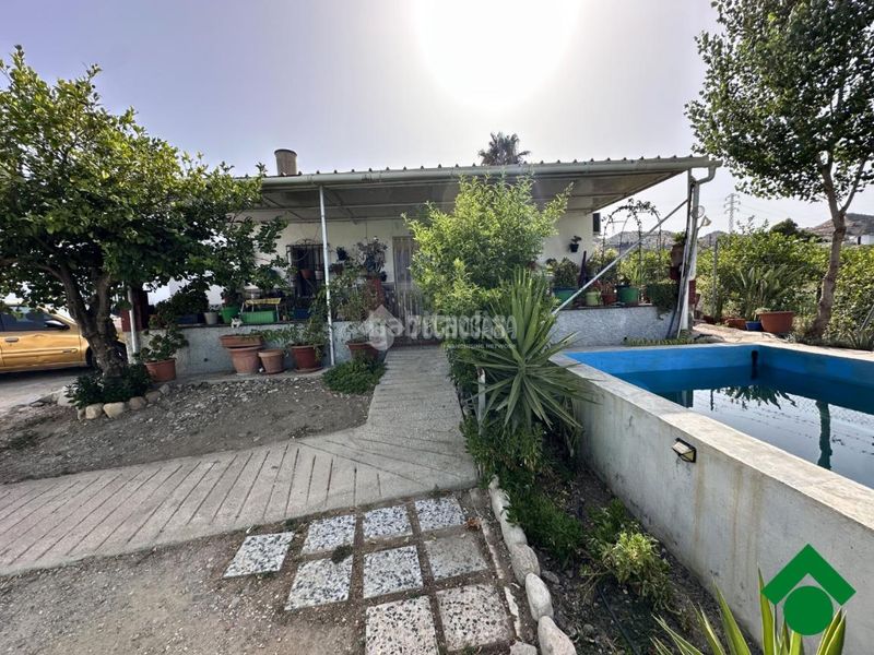 Foto 78939a99-b997-4478-9b33-284dd21b107b. Masia amb piscina a Álora