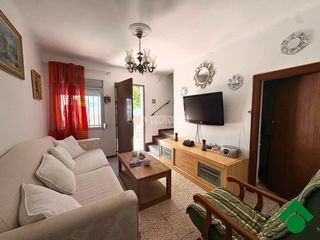Doppelhaus in Álora. Casa en venta en álora