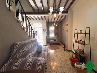 Doppelhaus in Álora. Casa en venta en álora