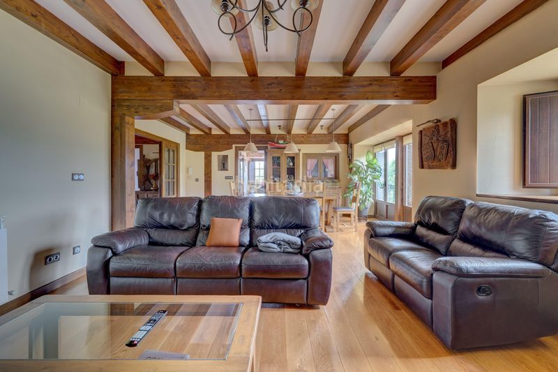 Foto 0b6f46c1-b8ed-4392-b5c4-f6b975eb3485. Casa a etxarri a Larraun