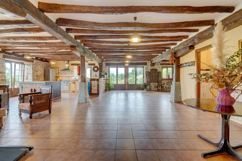 Foto aedf8db5-7f7d-4128-8f99-9307bdb98223. Casa a etxarri a Larraun