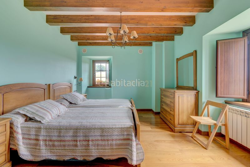 Foto ec6a6478-ef3e-4654-ada3-35849bf898ca. Casa a etxarri a Larraun
