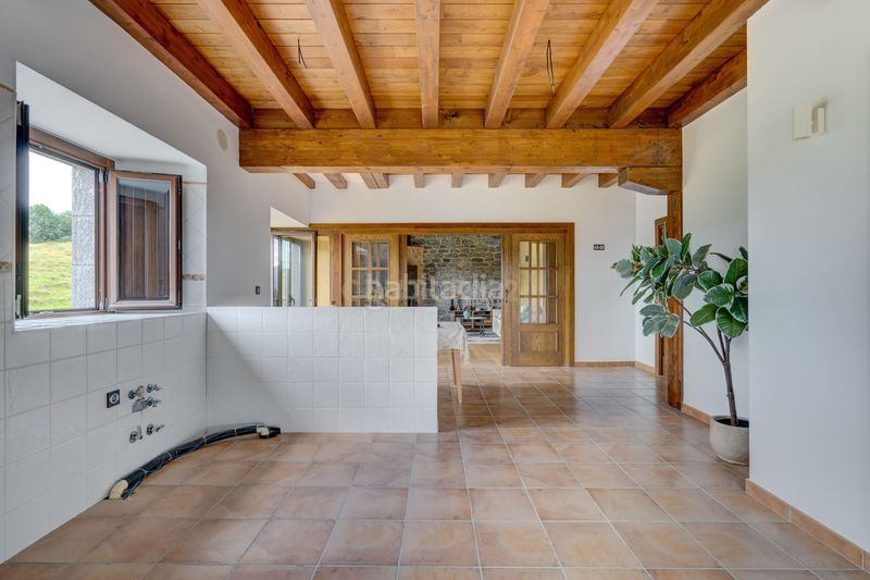 Foto f028d4ca-608a-49be-a379-41c456d65bf1. Casa a etxarri a Larraun