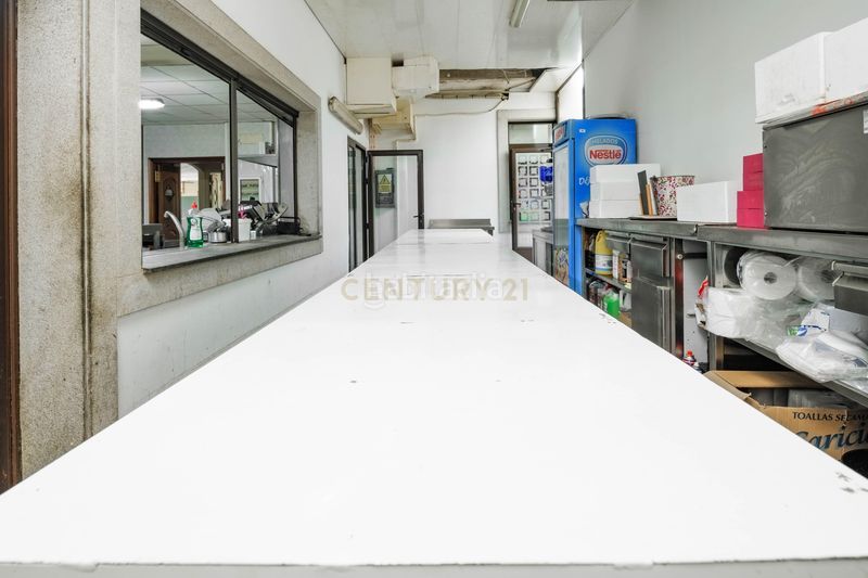 Foto 5a92b07b-feee-4330-9baa-837654c2a5df. Edificio in ledoira in Frades