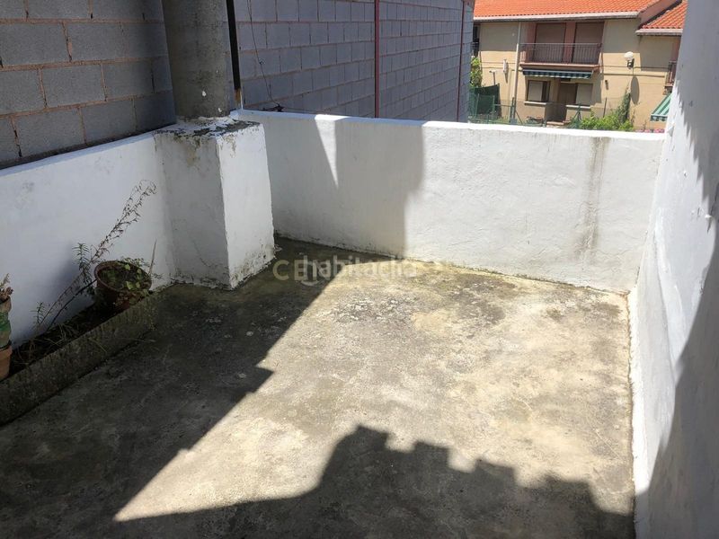 Foto f092f0a5-cf32-44b4-bebd-209ba0d3f36f. Casa a carretera logroño a Briones