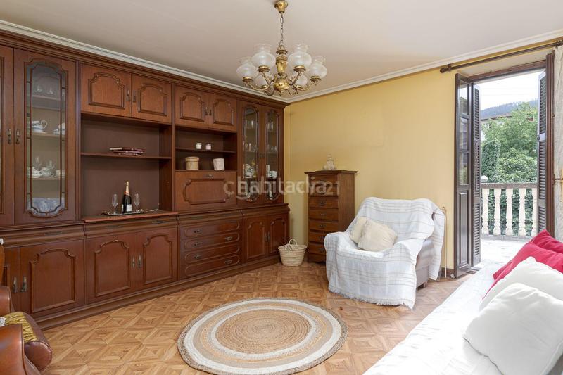 Foto 791f7a27-d1b8-4e05-884d-4a30f0984879. Casa a diseminado urbano barreiatua a Idiazabal