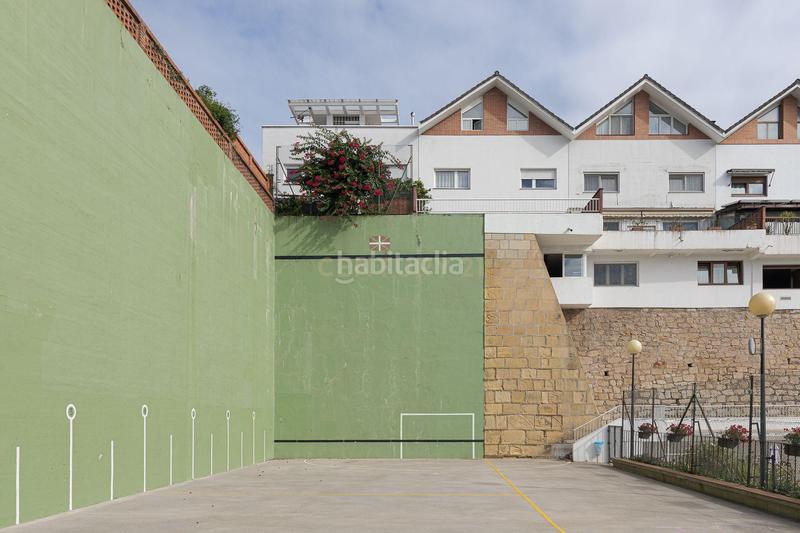 Foto 167b6ea8-ac76-4f75-aa94-94a6512ab69c. Reihenhaus in montesol etxetaldea in Miracruz Donostia - San Sebastián