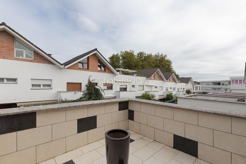 Foto f94d6367-e389-4f19-9094-b539bced5838. Reihenhaus in montesol etxetaldea in Miracruz Donostia - San Sebastián