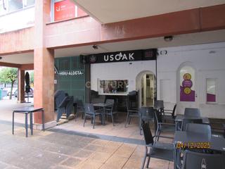 Local commercial à Pablo mutiozabal kalea, 20160 lasarte, spain 2. Bar en el corazón de lasarteoria