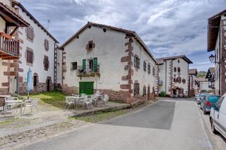 House in Erratzu, spain 1, 2 y 3. Casa con dos viviendas y gran potencial en erratzu baztan