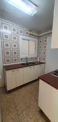 Affitto Appartamento  Carretera sarró. Vivienda muy céntrica