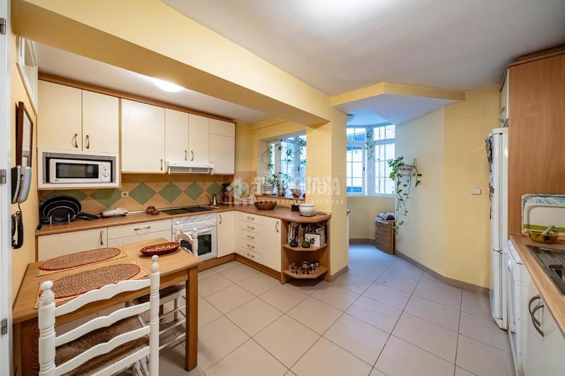 Foto c4d0a138-4c14-45f1-bd5e-bd3c57c2bb97. Etagenwohnung mit heizung parking in Cuatro Caminos - Azca Madrid