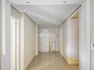 Pis a Cuatro Caminos - Azca. Piso en venta en madrid