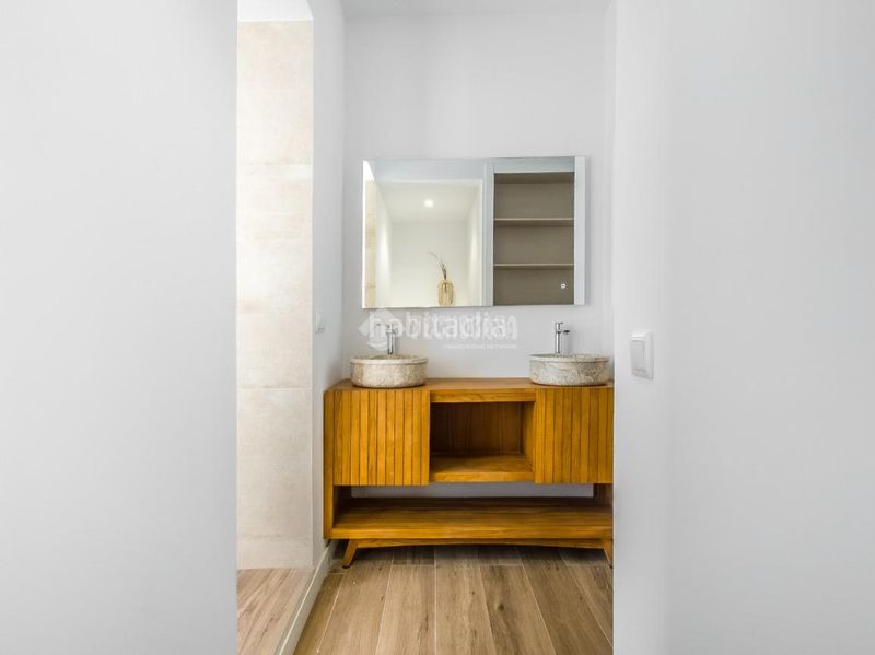 Foto 665911c9-4789-40f5-bfd9-118fd0d85cca. Piso  en venta en Cuatro Caminos - Azca Madrid