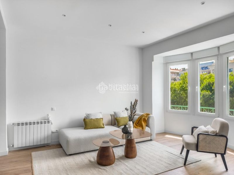 Foto bd0b8912-4325-46b5-996c-6c6769a2a94d. Piso  en venta en Cuatro Caminos - Azca Madrid
