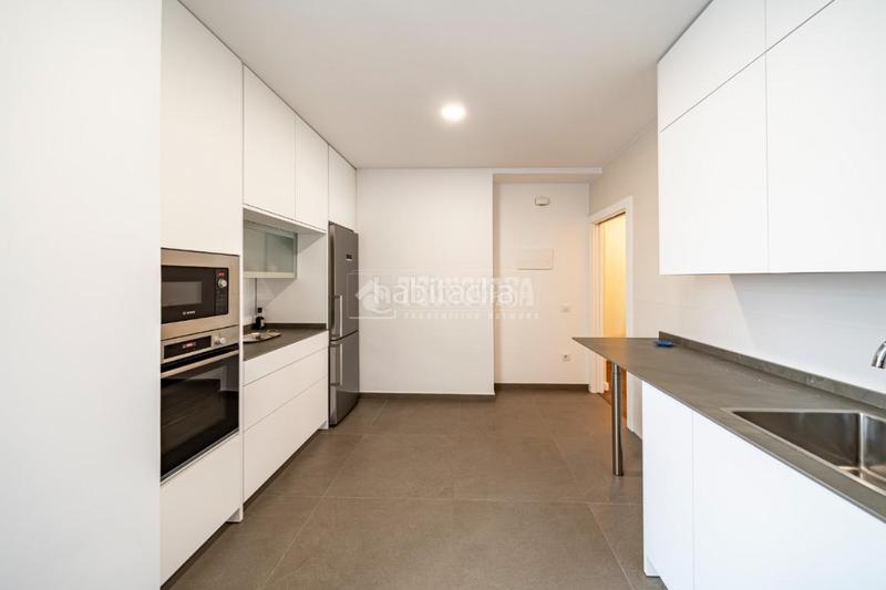 Foto 03892ed4-f534-4e9a-857b-d4948bd81cd0. Appartement avec chauffage parking dans Cuatro Caminos - Azca Madrid