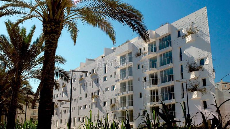 Foto 764fa180-b2fd-4f00-bcdd-875e827d476a. Miete appartement mit heizung parking pool in Marina Botafoc-Talamanca Ibiza