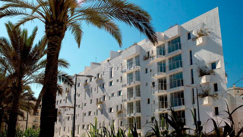 Foto e1cf2e1f-a174-4142-a60c-5eca85231b2a. Alquiler apartamento en Marina Botafoc-Talamanca Ibiza