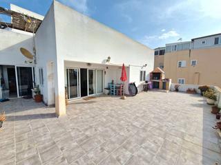 Etagenwohnung  N/a