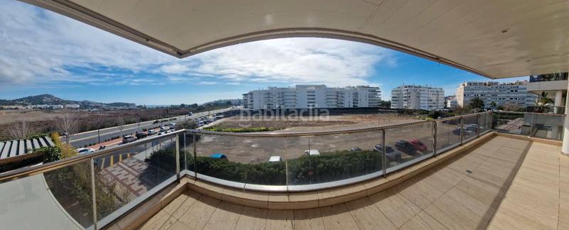 Foto 496ceaf9-d6f9-4163-9764-39a7e4d89497. Appartamento con parcheggio piscina in Marina Botafoc-Talamanca Ibiza