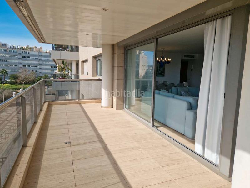 Foto ab868672-40ab-40f0-9468-7299244a17d2. Appartamento con parcheggio piscina in Marina Botafoc-Talamanca Ibiza