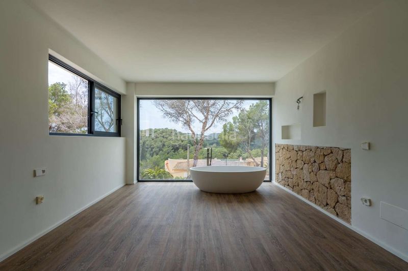 Foto c8e76f63-0fc3-46cc-aa15-7cca2bbae9c3. Xalet amb calefacció piscina a Santa Eulària des riu Santa Eulària