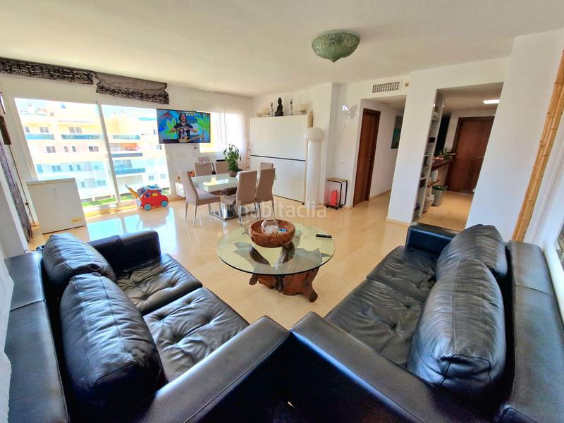 Foto 3fc52b64-4da2-43ba-8f0b-0501f46e7437. Ático en Ses Figueretes - Platja d'en Bossa - Cas Serres Ibiza