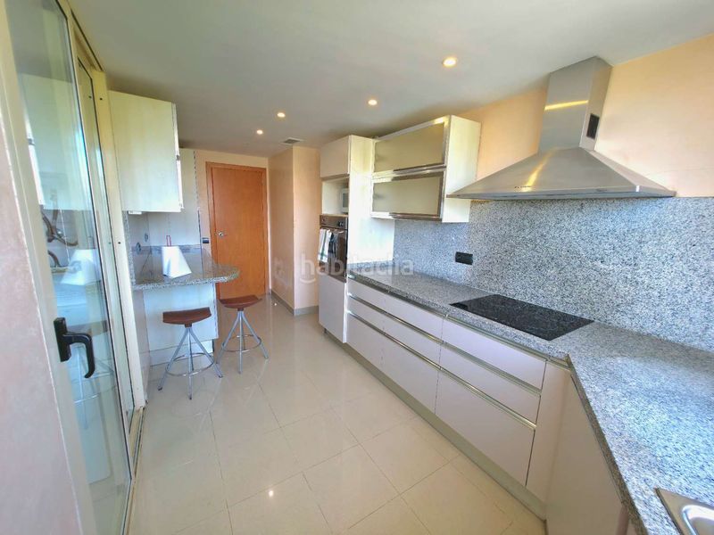 Foto 152adecb-16b1-45ff-84e2-e85510be49dc. Rent flat in n/a 6 in Ses Figueretes - Platja d'en Bossa - Cas Serres Ibiza