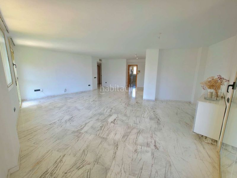 Foto 521abf90-8dfc-4eac-a201-5fb4831e695a. Rent flat in n/a 6 in Ses Figueretes - Platja d'en Bossa - Cas Serres Ibiza
