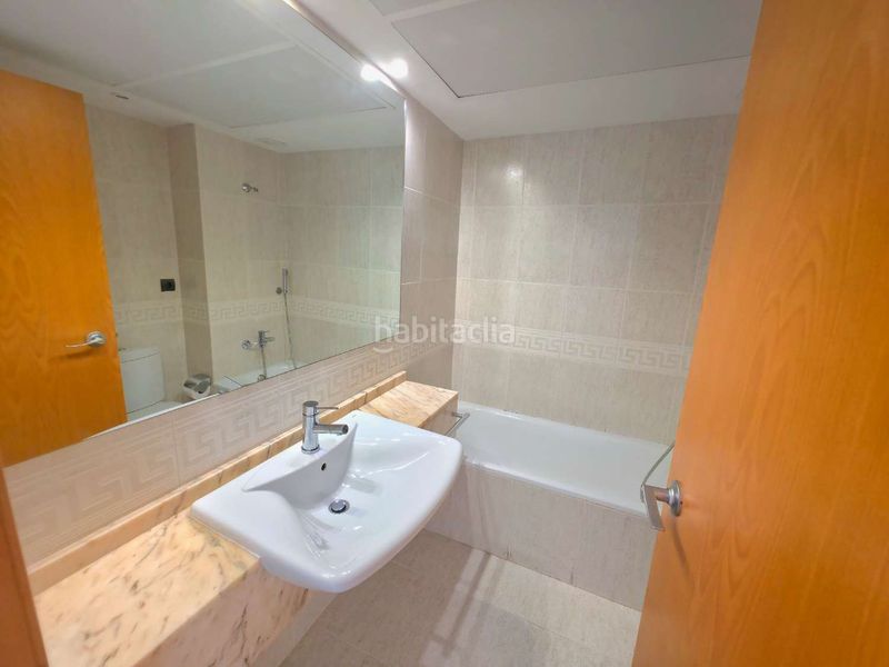 Foto 5e2f2267-7121-47d0-a83c-5e0430181ce8. Rent flat in n/a 6 in Ses Figueretes - Platja d'en Bossa - Cas Serres Ibiza