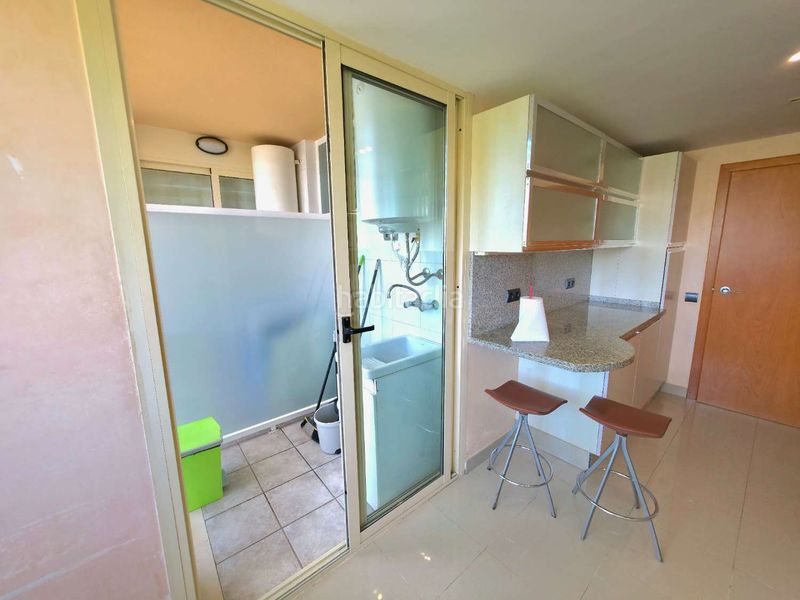 Foto a379e233-af1d-46bc-af9d-cf7fa0c8b1a6. Rent flat in n/a 6 in Ses Figueretes - Platja d'en Bossa - Cas Serres Ibiza