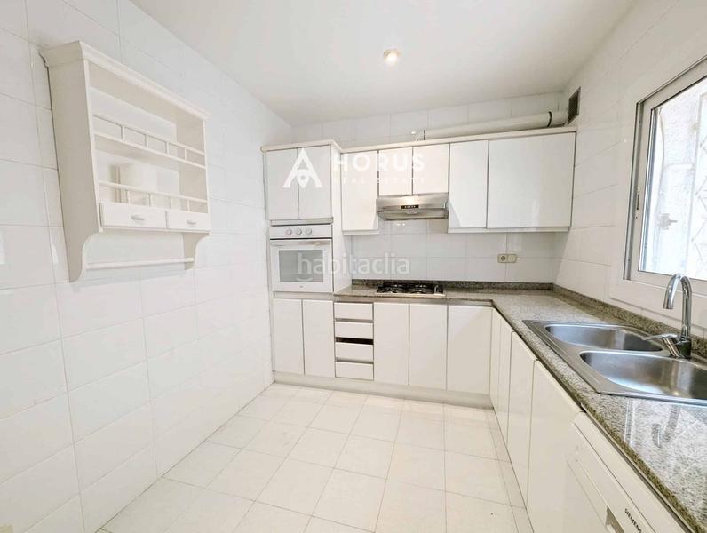 Foto bce986c1-75f3-4865-9c99-666e35427639. Maison jumelée avec chauffage parking piscine dans Urbanitzacions Arenys de Mar