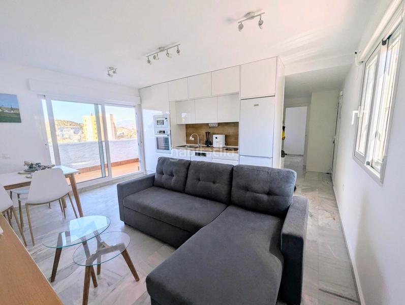 Foto 39451cd4-19ae-4762-af0c-9f12d15ae480. Alquiler apartamento piso encantador con escencia mediterránea en Benidorm