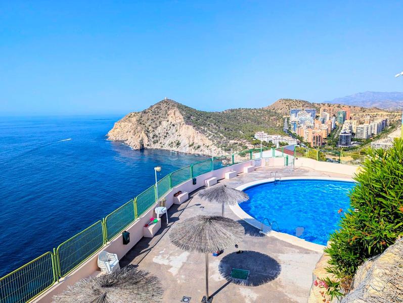 Foto 3ff63723-8d4f-48e3-b76c-4ae1152afc3d. Alquiler apartamento piso encantador con escencia mediterránea en Benidorm