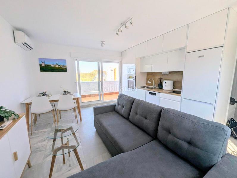 Foto 916721f6-638a-4212-82da-037206b9b6b6. Alquiler apartamento piso encantador con escencia mediterránea en Benidorm