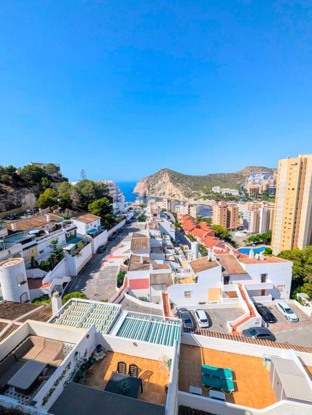 Foto c703c506-0a92-4cce-b99a-2ad639448d26. Alquiler apartamento piso encantador con escencia mediterránea en Benidorm