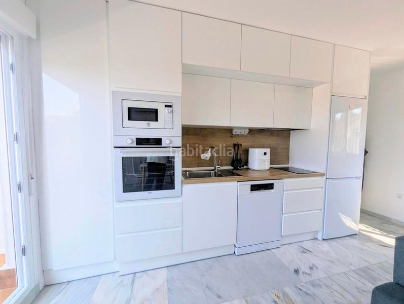 Foto e51c444b-1920-47f0-8741-82a69f913ab6. Alquiler apartamento piso encantador con escencia mediterránea en Benidorm