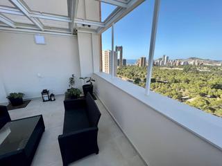 Dachwohnung  Presidente adolfo suarez. Ático de prestigio con vistas panorámicas en benidorm
