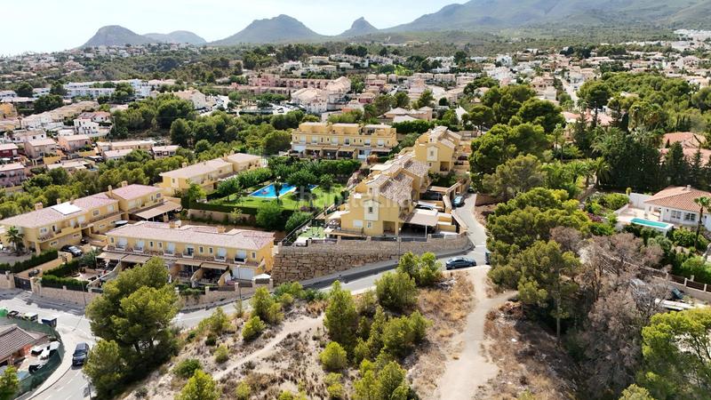 Foto 6c791caf-e602-41cd-8f90-7b134e84fd9f. Casa adossada amb calefacció aparcament piscina a Nucia (la)