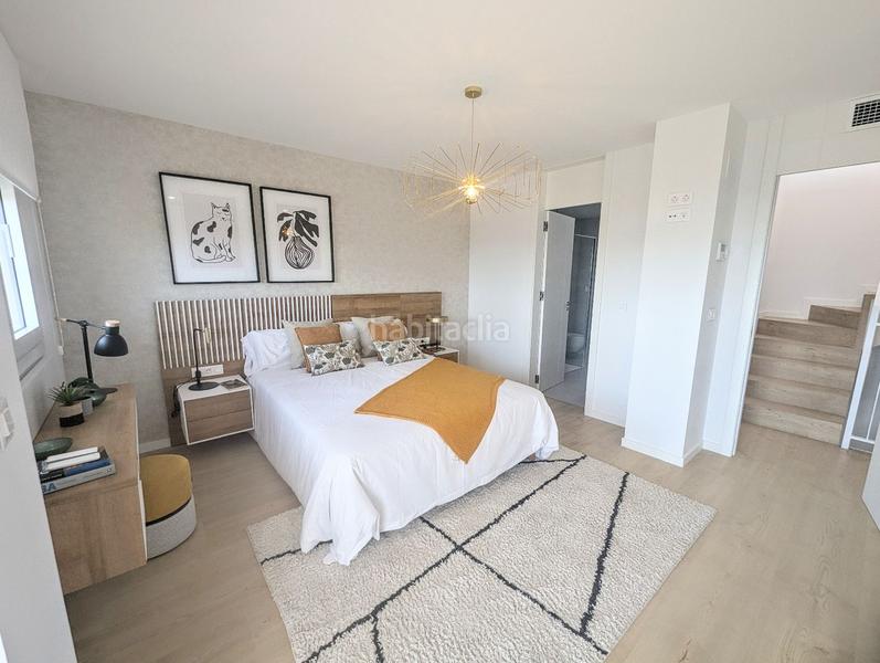 Foto 9ea0ae72-0a1f-4adc-bd35-4f93dc73c96f. Casa adossada amb calefacció aparcament piscina a Nucia (la)