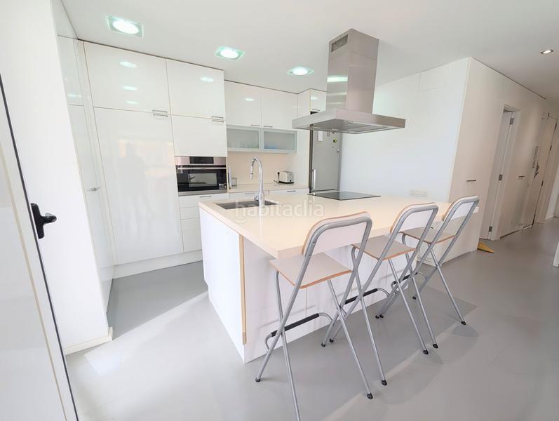 Foto 52b1b30c-e9f0-4010-8b5e-69aad600087f. Affitto appartamento con piscina in Playa Poniente Benidorm