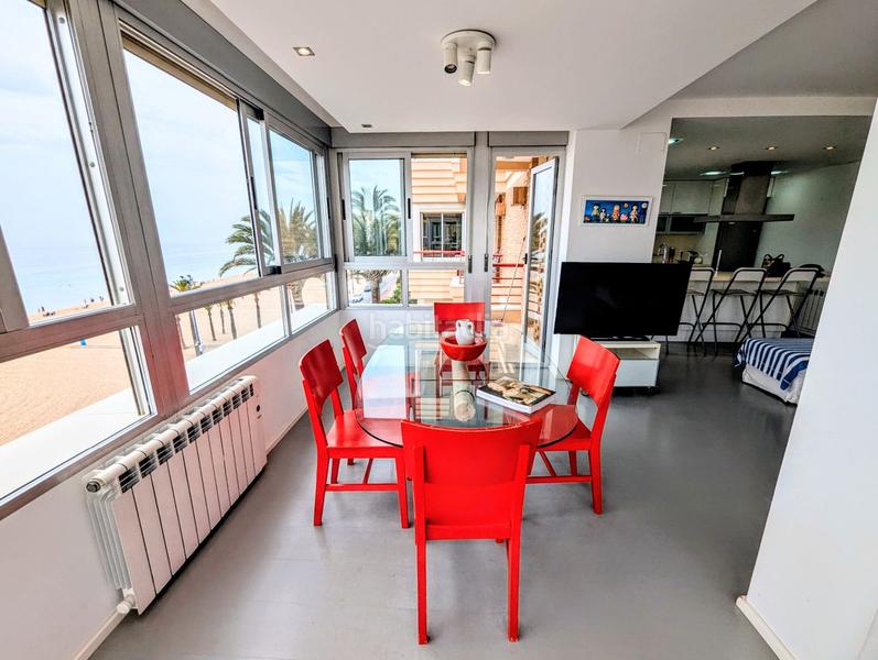 Foto bac6079c-51f9-4dae-a312-ff21c88367ae. Affitto appartamento con piscina in Playa Poniente Benidorm