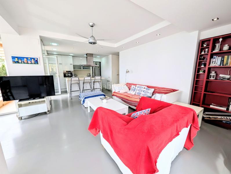 Foto dff63da6-2e4a-44d8-8e5c-e4f9b20a66e9. Affitto appartamento con piscina in Playa Poniente Benidorm