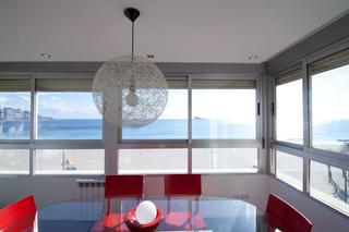 Location Appartement  Vicente llorca alos. Alquiler temporal en primera linea de playa benidorm