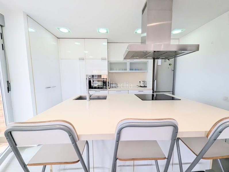 Foto be34a2e6-05f0-4dcd-8e93-39e2c0dadcd9. Miete etagenwohnung mit pool in Playa Poniente Benidorm