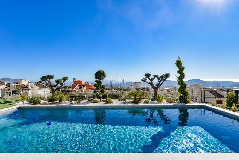 Foto f704f52f-524f-4c0d-982c-87f2f8ae1305. Chalet with heating parking pool in Golf Bahía Finestrat